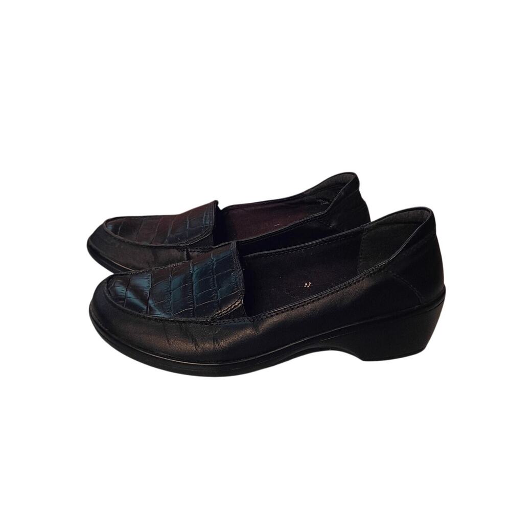CLARKS COLLECTION Black Leather Crock-Embossed Wedge Loafers 7.5 M